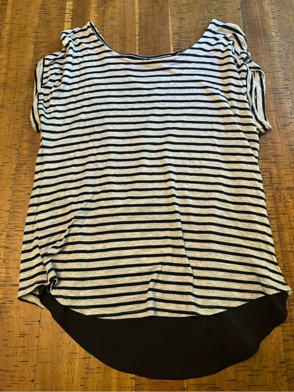 Apt. 9 Black and White Striped Short Sleeve Top